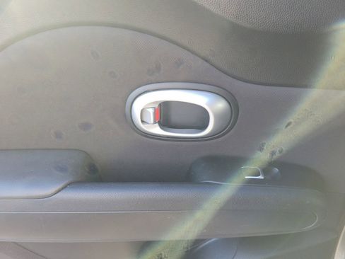 Used 2019 Kia Soul image 7