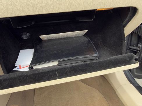 Used 2012 Volkswagen Eos Komfort image 38