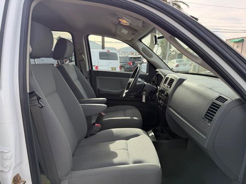 Used 2006 Dodge Dakota ST image 21