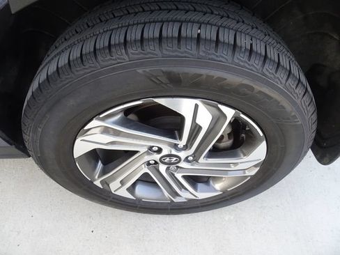 Used 2022 Hyundai Santa Fe SEL FWD image 10
