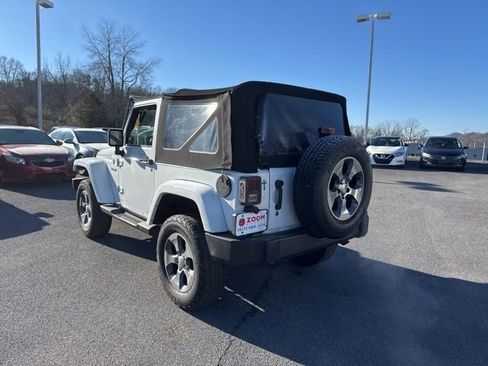 Used 2017 Jeep Wrangler Sport image 6