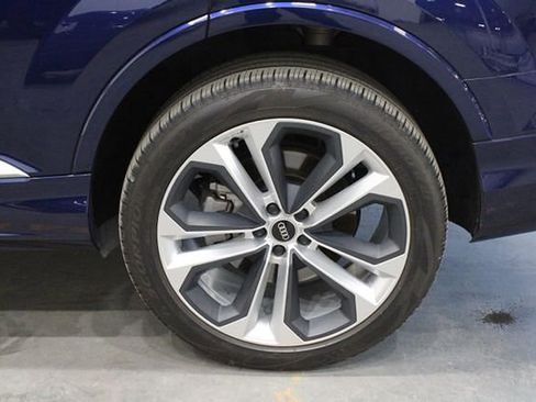 Used 2021 Audi Q7 3.0T Prestige image 37