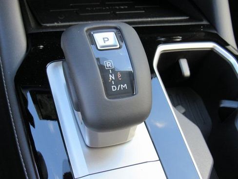 New 2026 Mitsubishi Outlander SEL image 18