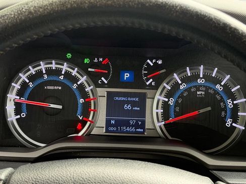Used 2017 Toyota 4Runner TRD Off-Road Premium AWD/4WD image 47