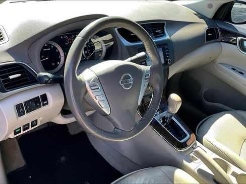 Used 2014 Nissan Sentra SL w/ Premium Package FWD image 14