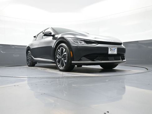 Used 2024 Kia EV6 Wind w/ Wind Technology Package image 28