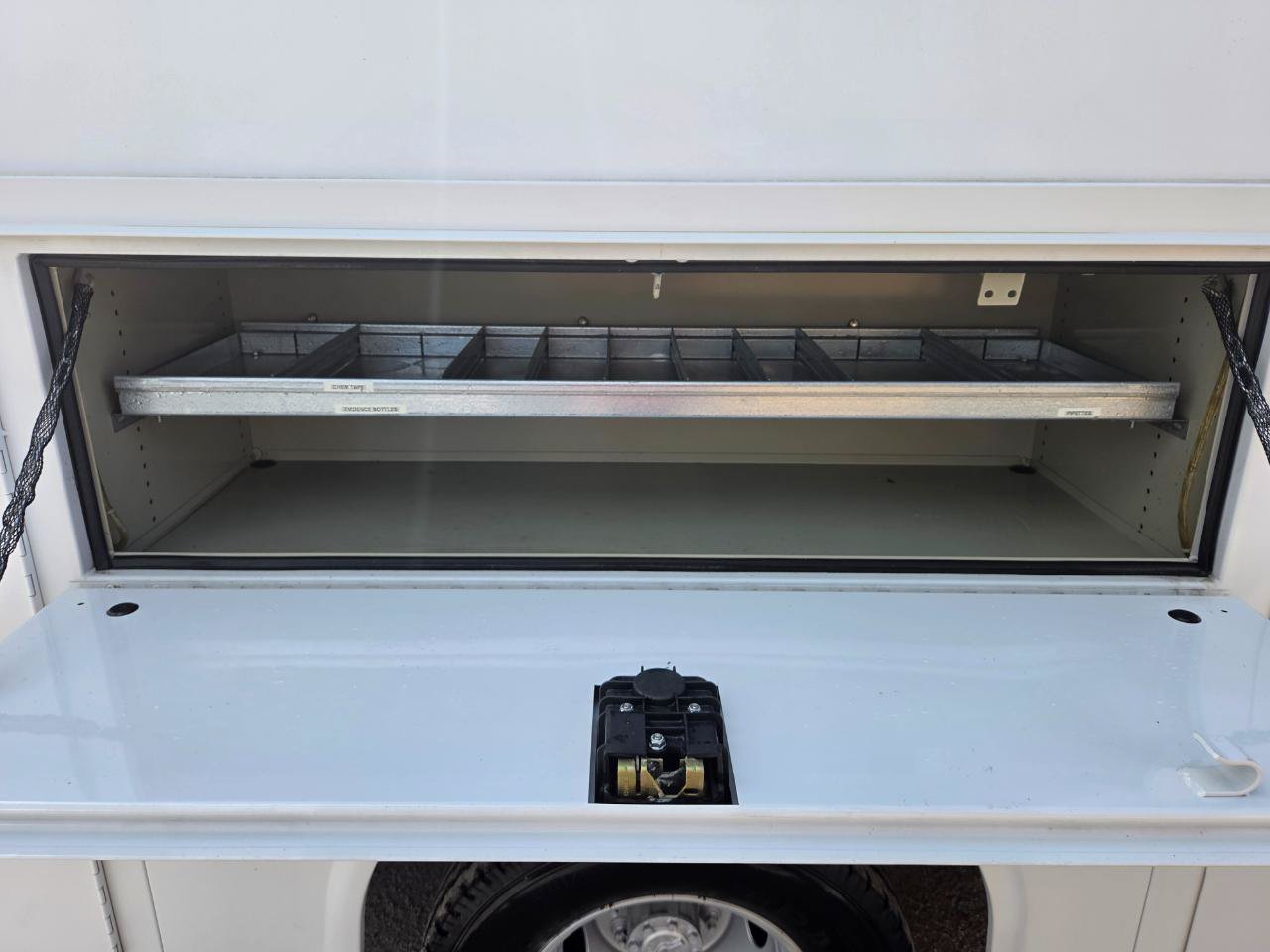Used 2011 Ford E-350 and Econoline 350 Super Duty w/ PWR Locks & Windows Group RWD image 27