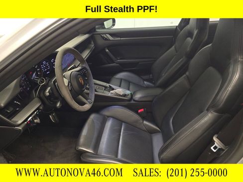 Used 2020 Porsche 911 Carrera S image 8