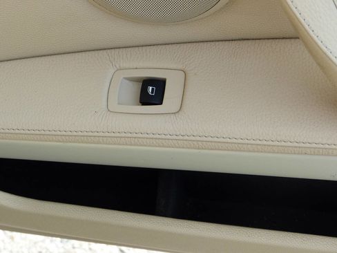 Used 2008 BMW 328i Convertible RWD image 22