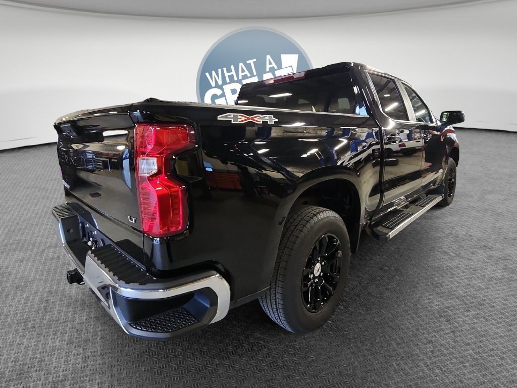 Used 2024 Chevrolet Silverado 1500 LT AWD/4WD image 4