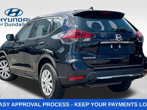 Used 2019 Nissan Rogue S AWD/4WD image 3