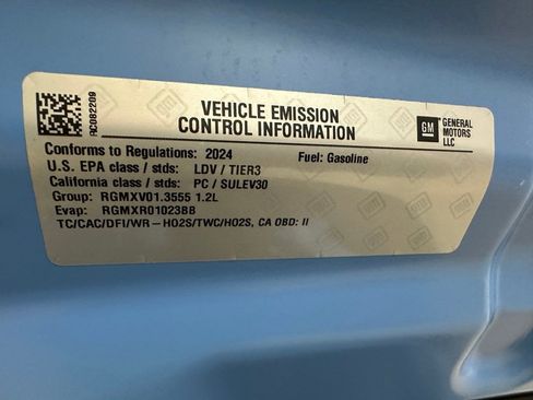 Certified 2024 Chevrolet Trax RS w/ Driver Confidence Package image 35