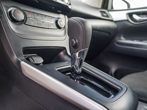 Used 2019 Nissan Sentra S image 24