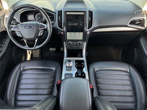 Certified 2024 Ford Edge SEL image 10