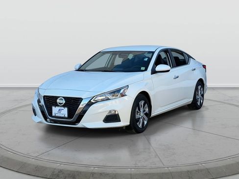 Used 2020 Nissan Altima 2.5 S image 3