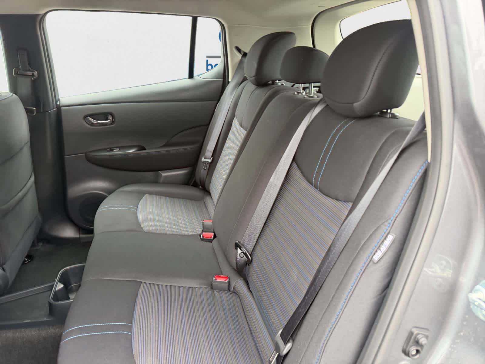 Used 2025 Nissan Leaf S FWD image 18
