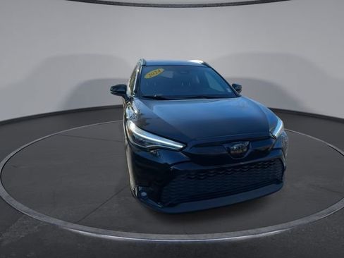 Used 2024 Toyota Corolla Cross XSE image 4
