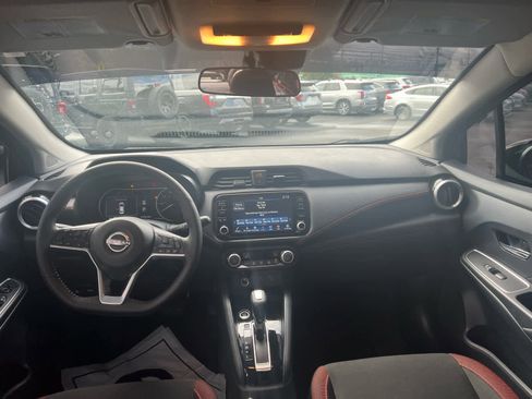 Used 2025 Nissan Versa SR w/ Trunk Package image 15