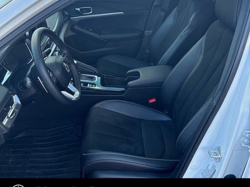 Used 2025 Acura Integra A-Spec w/ Technology Package FWD image 9
