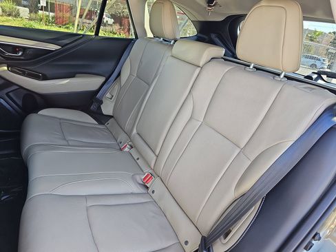 Used 2023 Subaru Outback Limited image 14