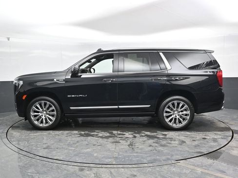 Used 2023 GMC Yukon Denali w/ Denali Reserve Package image 10