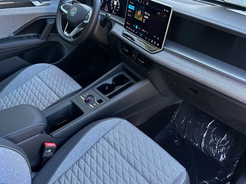 New 2025 Volkswagen Tiguan S image 16