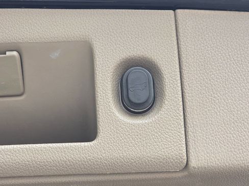 Used 2015 Chevrolet Tahoe LTZ image 40