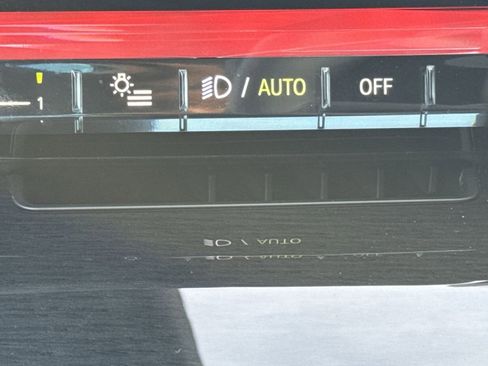 New 2026 BMW i5 eDrive40 image 22