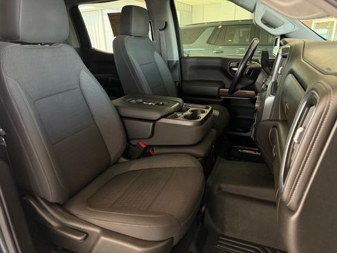 Used 2022 Chevrolet Silverado 1500 LT AWD/4WD image 17