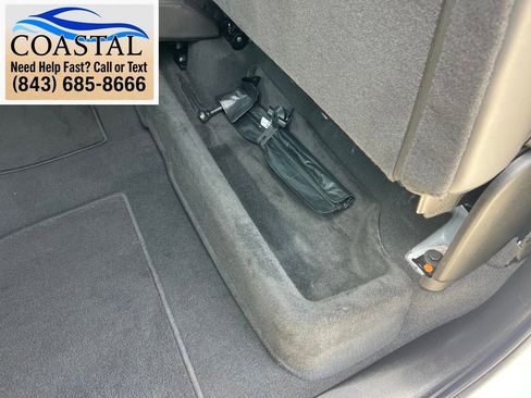 Used 2025 GMC Sierra 1500 SLT AWD/4WD image 19
