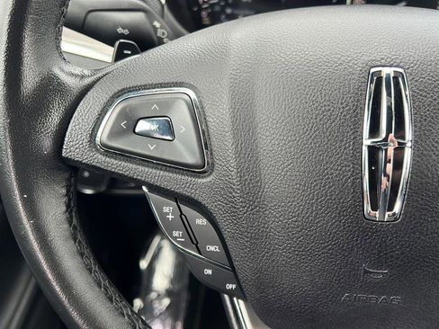 Used 2017 Lincoln MKC Premiere image 21