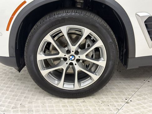 Used 2024 BMW X5 sDrive40i w/ Premium Package RWD image 13