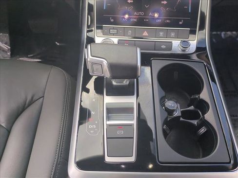 Used 2025 Audi Q7 3.0T Premium Plus w/ Premium Plus Package image 12