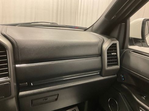 Used 2021 Ford Expedition Max XLT AWD/4WD image 27