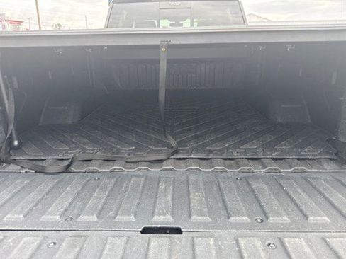 Used 2021 GMC Sierra 2500 SLT w/ SLT Premium Package image 24