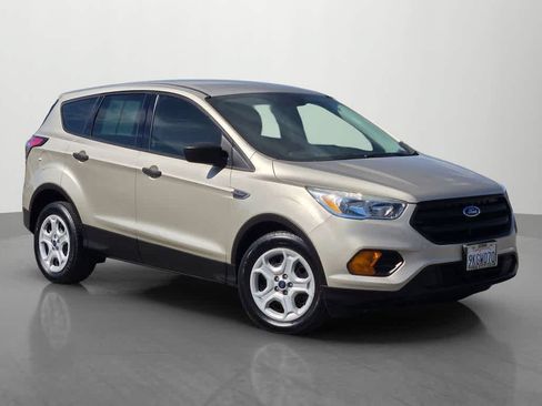 Used 2017 Ford Escape S FWD image 8