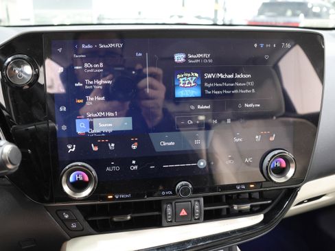 Used 2025 Lexus NX 450h+ AWD w/ Luxury Package image 24