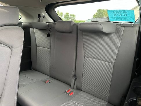 Used 2023 Toyota Highlander L FWD image 25