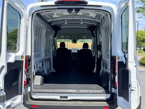New 2026 Ford Transit 250 148 Medium Roof RWD image 6