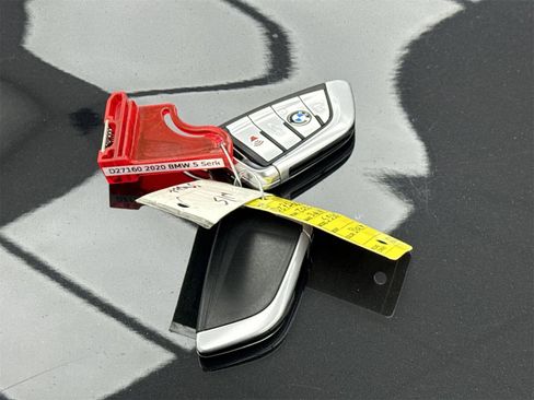 Used 2020 BMW 530i w/ Convenience Package image 42