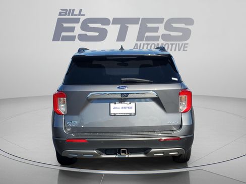 Certified 2023 Ford Explorer XLT w/ Equipment Group 202A AWD/4WD image 3