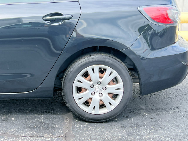 Used 2013 MAZDA MAZDA3 i SV w/ Convenience Pkg FWD image 25