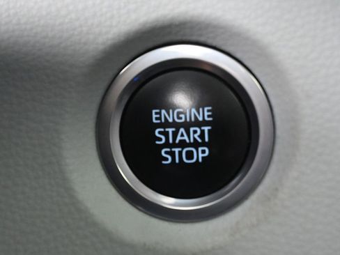 Used 2024 Toyota Corolla SE w/ SE Premium Package FWD image 24