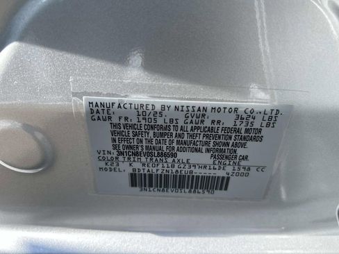Used 2025 Nissan Versa SV w/ Trunk Package image 32