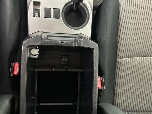 Used 2016 Toyota 4Runner SR5 image 14