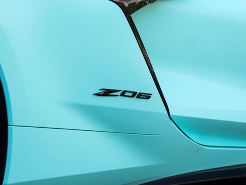 Used 2025 Chevrolet Corvette Z06 RWD image 14