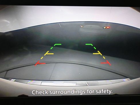 Certified 2023 Nissan Rogue SV FWD image 17