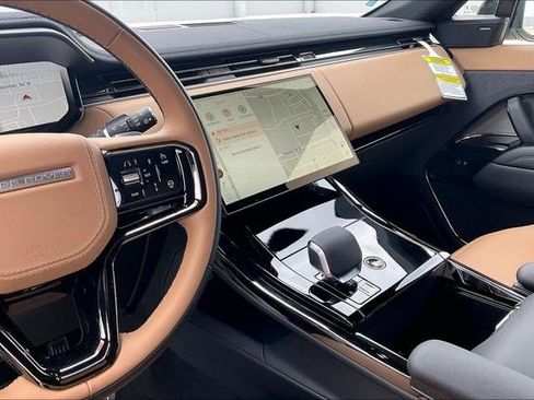 New 2026 Land Rover Range Rover Sport Dynamic SE image 6