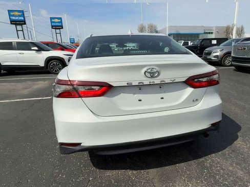 Used 2022 Toyota Camry LE FWD image 7