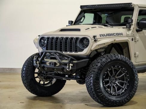 Used 2025 Jeep Gladiator Rubicon w/ Safety Group image 19